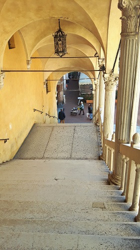 Temporanea sospensione della circolazione per la sfilata del ’20° Vespa raduno nazionale Città di Ferrara’